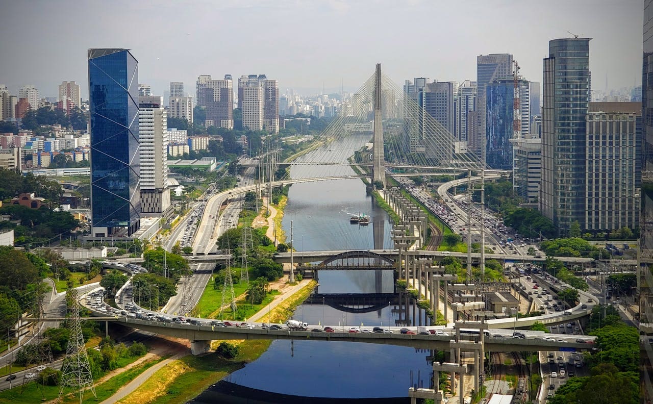 West Zone of São Paulo: A Mosaic of Neighborhoods and Attractions
